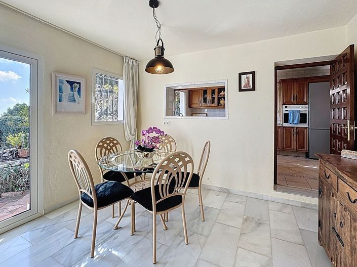 Image No.7-4 Bed Villa for sale