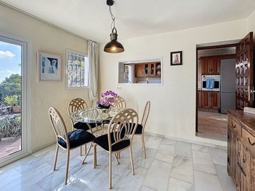 1447-647246-78d1f4f8b6655591b02d22fabb36a692d