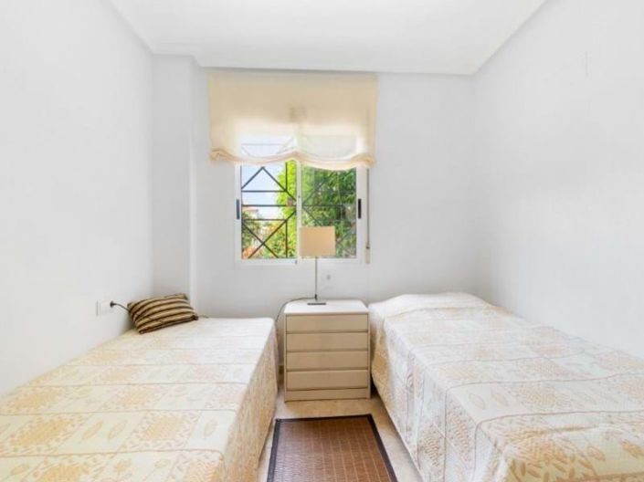 Image No.20-2 Bed Bungalow for sale