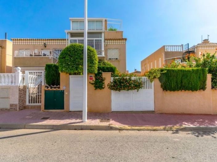 Image No.21-2 Bed Bungalow for sale