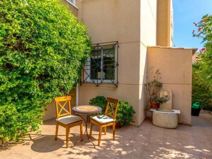 Image No.5-2 Bed Bungalow for sale