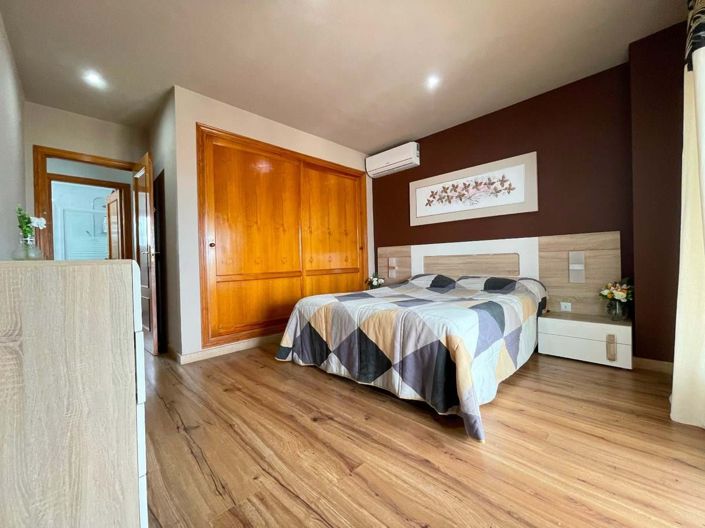 Image No.7-5 Bed Semi-Detached for sale