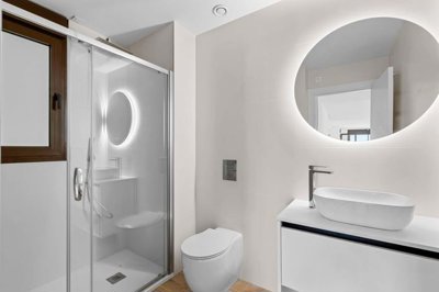 1447-651811-78d1f4f8b6655591b02d22fabb36a692d