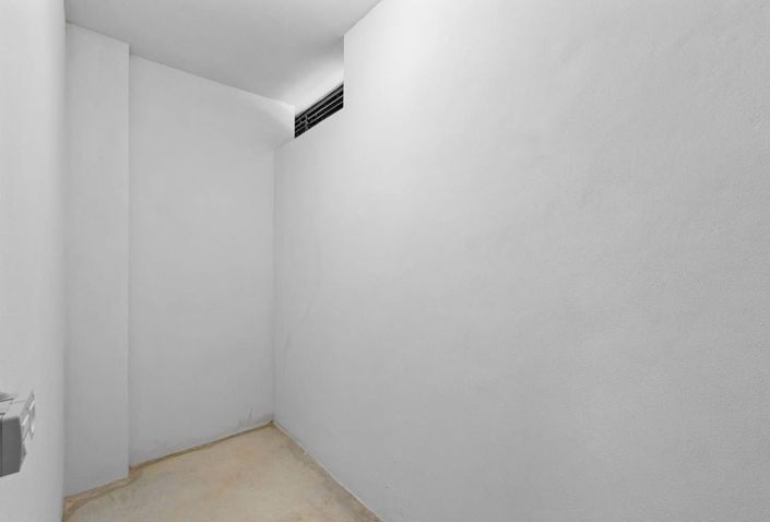 Image No.28-2 Bed Penthouse for sale