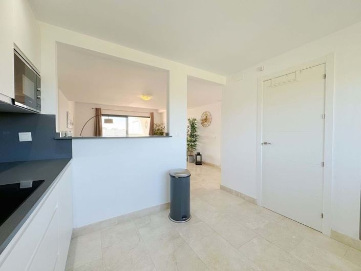 Image No.19-2 Bed Apartment for sale