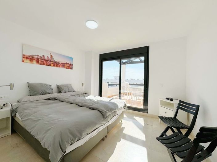 Image No.20-2 Bed Apartment for sale