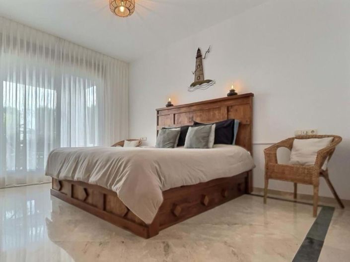 Image No.14-2 Bed Apartment for sale