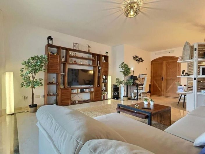 Image No.7-2 Bed Apartment for sale