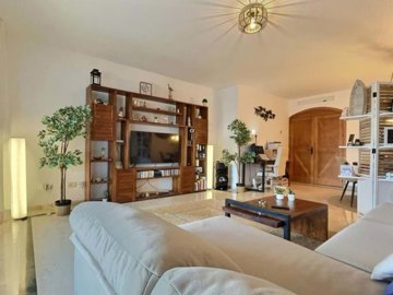 1447-648245-78d1f4f8b6655591b02d22fabb36a692d