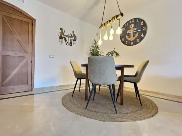 Image No.9-2 Bed Apartment for sale