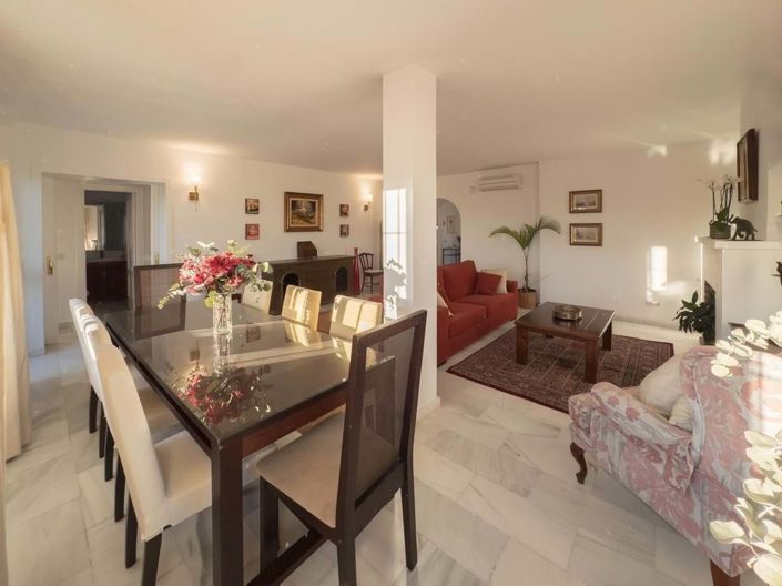 Image No.12-4 Bed Villa for sale