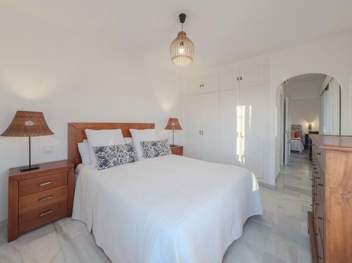 Image No.21-4 Bed Villa for sale