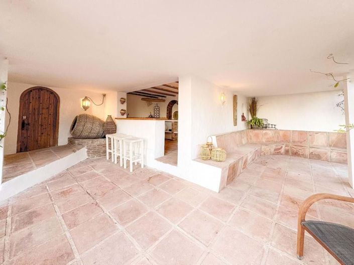 Image No.36-4 Bed Villa for sale