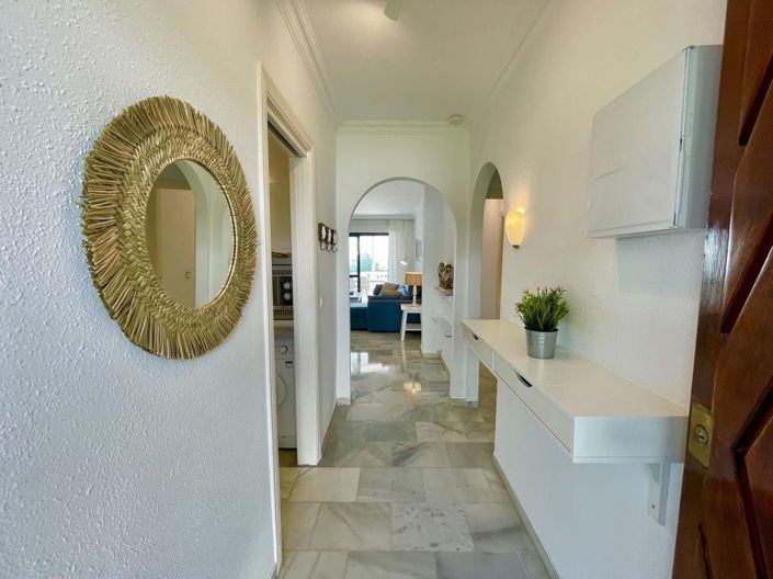 Image No.2-2 Bed Townhouse for sale