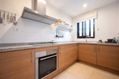 1447-647688-78d1f4f8b6655591b02d22fabb36a692d