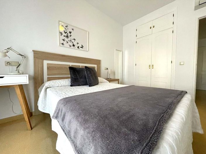 Image No.14-3 Bed Apartment for sale