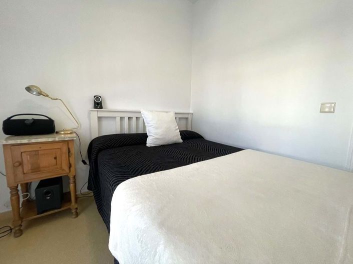 Image No.24-3 Bed Apartment for sale