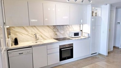 1447-651670-78d1f4f8b6655591b02d22fabb36a692d