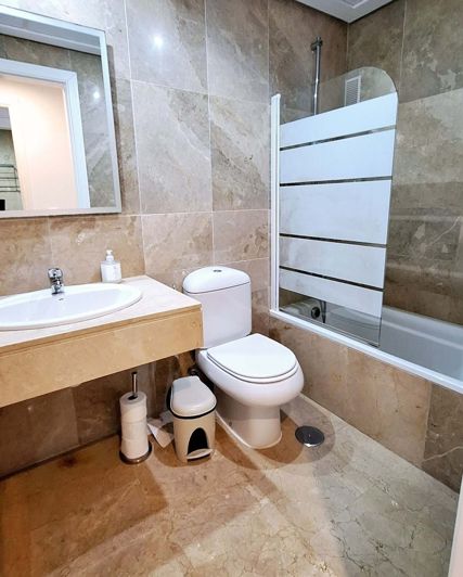 Image No.20-2 Bed Apartment for sale