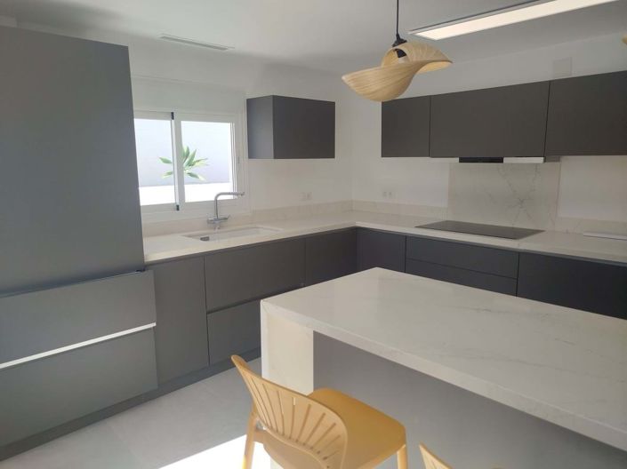 Image No.18-4 Bed Villa for sale