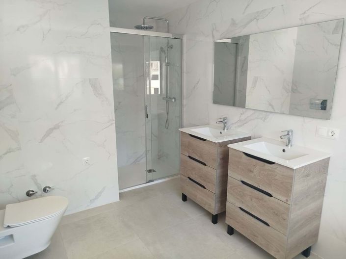 Image No.40-4 Bed Villa for sale