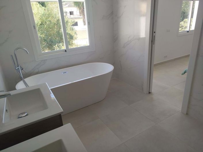 Image No.42-4 Bed Villa for sale