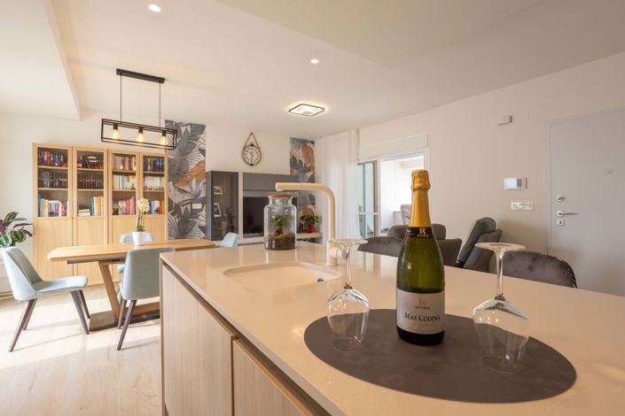 Image No.6-2 Bed Apartment for sale