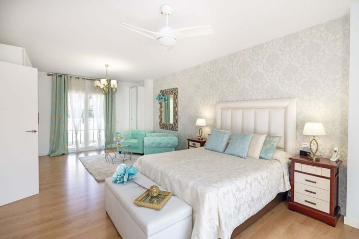 Image No.13-5 Bed Townhouse for sale