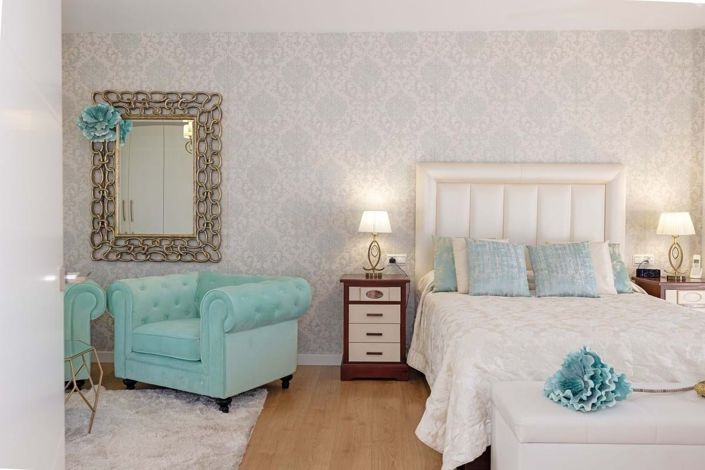 Image No.18-5 Bed Townhouse for sale