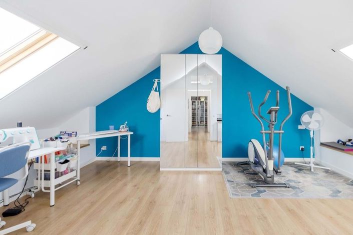 Image No.23-5 Bed Townhouse for sale