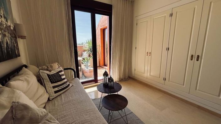 Image No.42-2 Bed Penthouse for sale