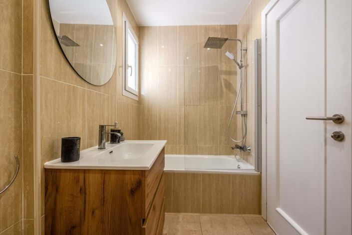 Image No.17-2 Bed Apartment for sale