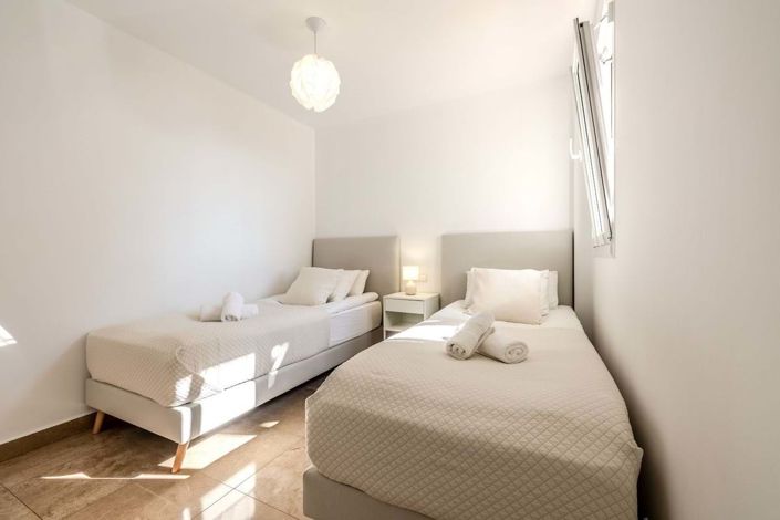 Image No.22-2 Bed Apartment for sale