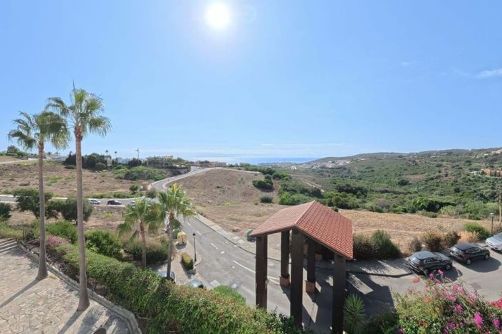 Image No.29-2 Bed Apartment for sale