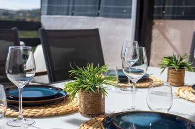 1447-646875-78d1f4f8b6655591b02d22fabb36a692d