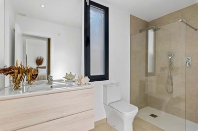 1447-651829-78d1f4f8b6655591b02d22fabb36a692d