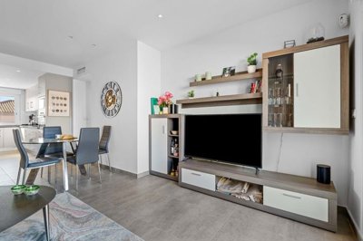 1447-651830-78d1f4f8b6655591b02d22fabb36a692d