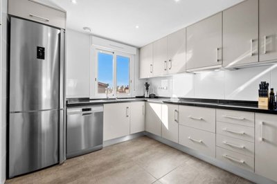 1447-651831-78d1f4f8b6655591b02d22fabb36a692d