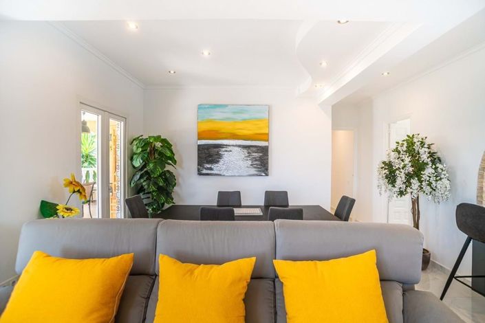 Image No.14-3 Bed Villa for sale