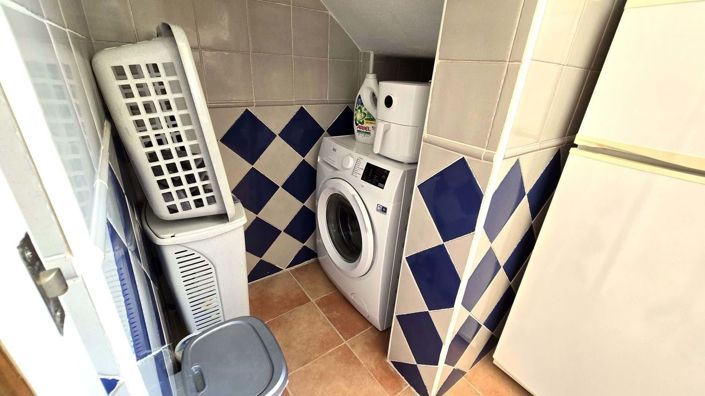 Image No.12-3 Bed Villa for sale