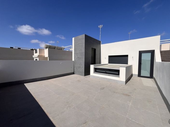 Image No.22-3 Bed Villa for sale