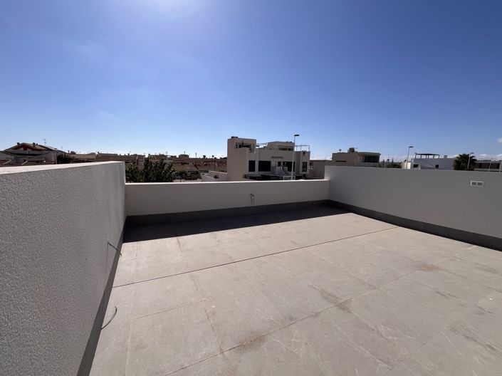 Image No.23-3 Bed Villa for sale