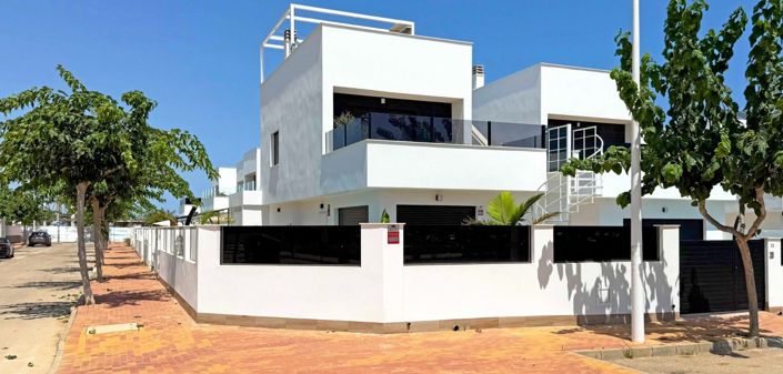 Image No.26-2 Bed Villa for sale