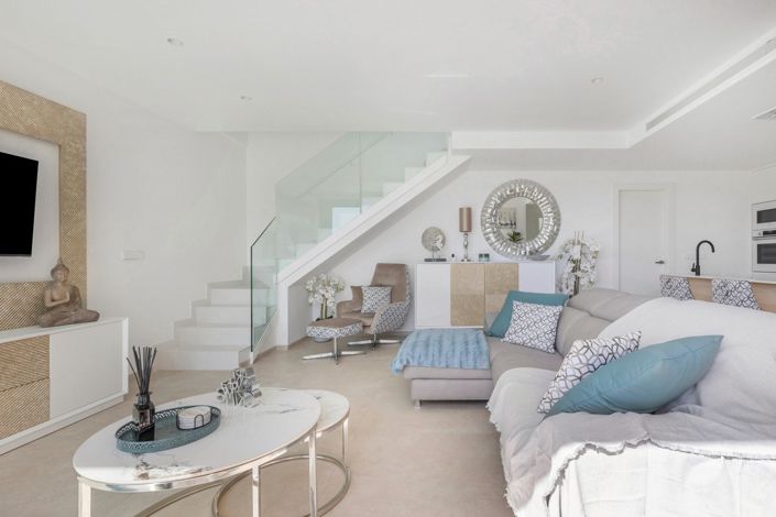 Image No.12-3 Bed Villa for sale