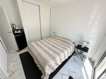 1447-651945-78d1f4f8b6655591b02d22fabb36a692d