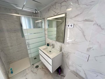 1447-651945-78d1f4f8b6655591b02d22fabb36a692d