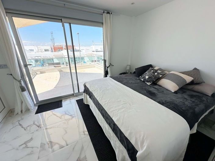 Image No.17-4 Bed Villa for sale