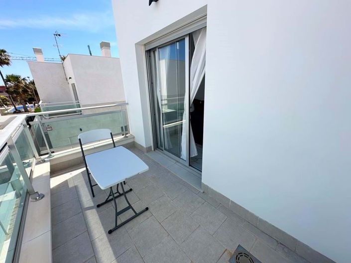 Image No.30-Villa de 4 chambres à vendre à Los Alcázares