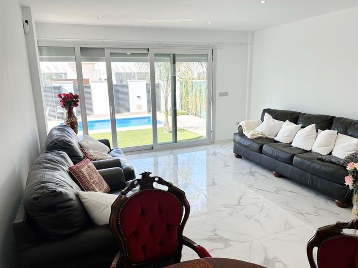 Image No.37-Villa de 4 chambres à vendre à Los Alcázares