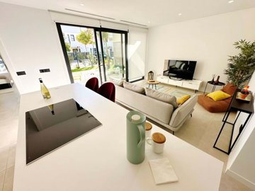 1447-651946-78d1f4f8b6655591b02d22fabb36a692d